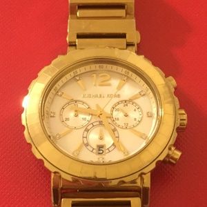 MICHAEL KORS PRETTY LADIES MOTHER OF PEARL WATCH